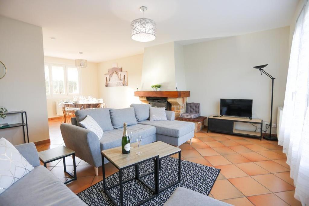 La Villa Fontaine Moussy  Extérieur photo